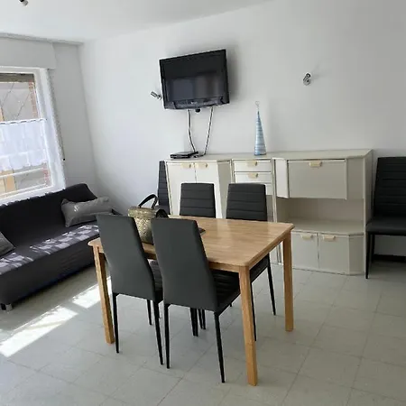 Apartamento Entree Par La De St Isdelbald Résidence Portofino